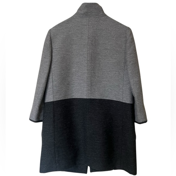 Carlisle Collection wool silk gray colorblock coat oversized silver buttons - Picture 2 of 12